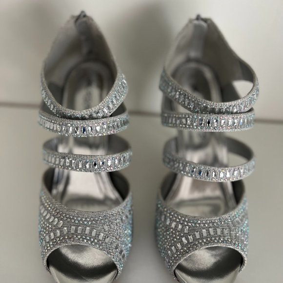 Sparkling Strappy Silver Heels - Picture 10 of 16